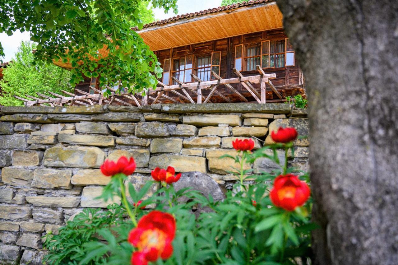 Guest Houses "Zlatna Oresha - Complex" زيرافنا المظهر الخارجي الصورة