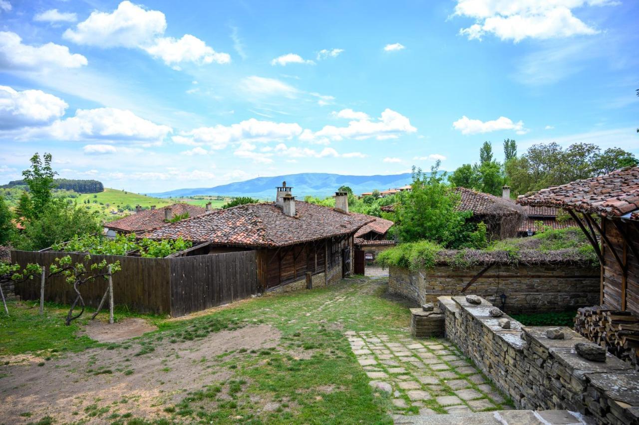 Guest Houses "Zlatna Oresha - Complex" زيرافنا المظهر الخارجي الصورة
