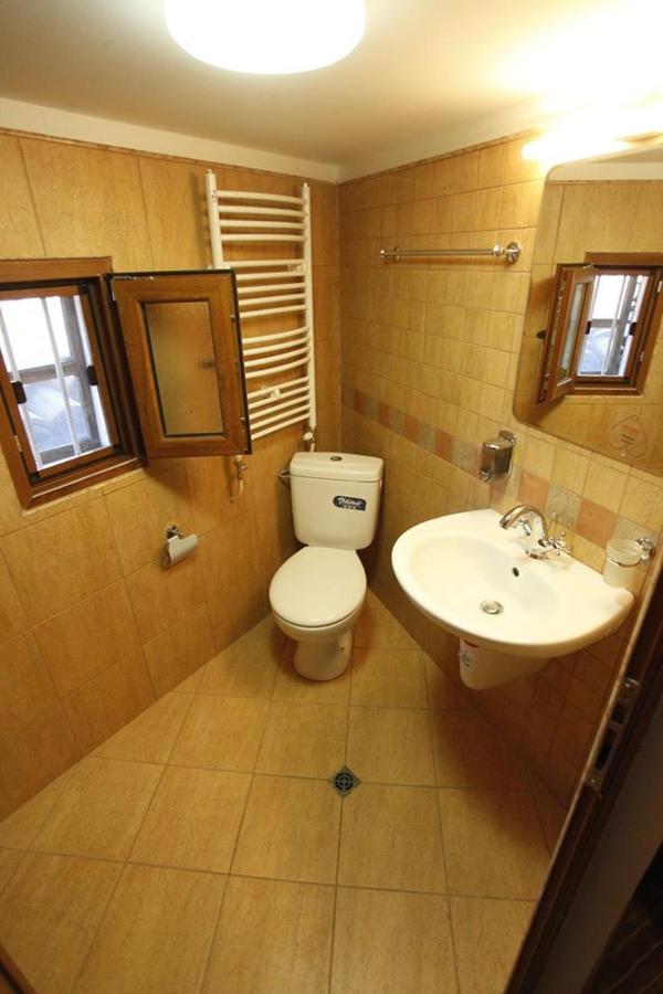 Guest Houses "Zlatna Oresha - Complex" زيرافنا المظهر الخارجي الصورة